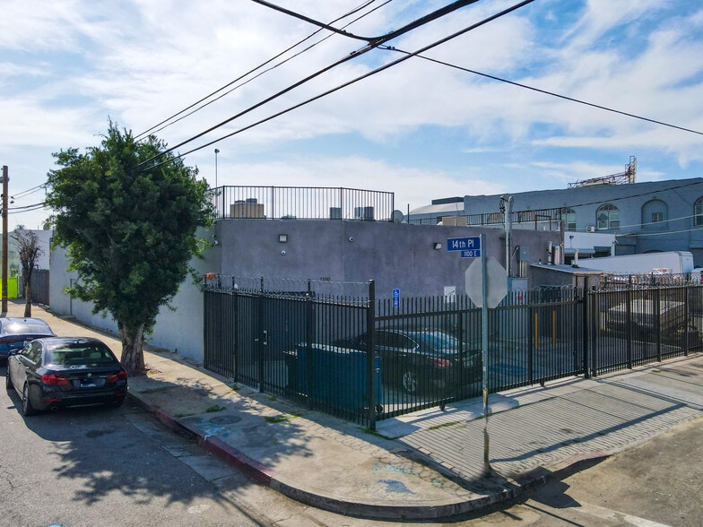 1100 E 14th Pl, Los Angeles, CA for sale - Building Photo - Image 1 of 13