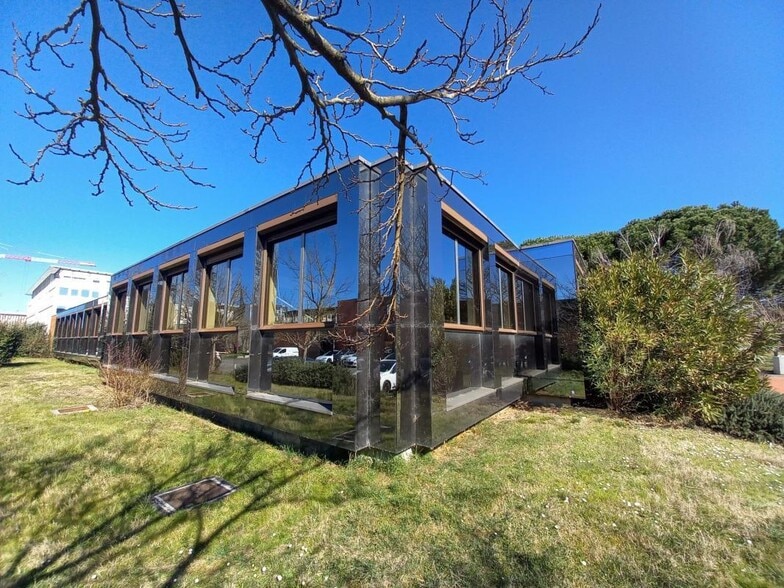 221 Rue Jean Rostand, Labège for lease - Building Photo - Image 2 of 10
