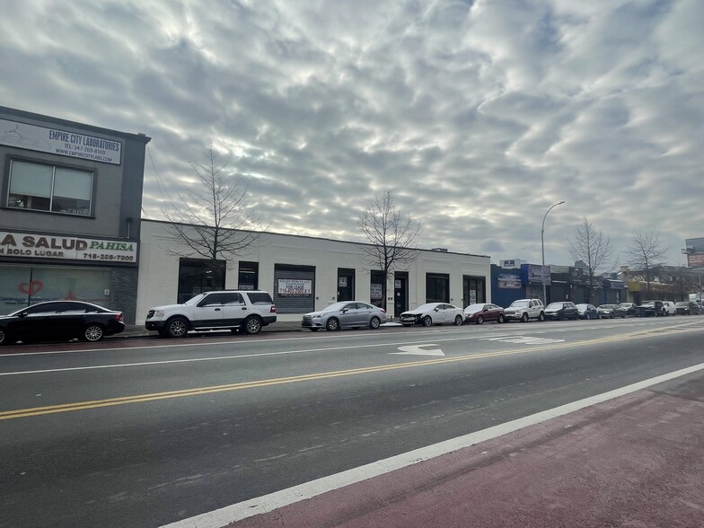 1140 Webster Ave, Bronx, NY for lease - Building Photo - Image 2 of 4