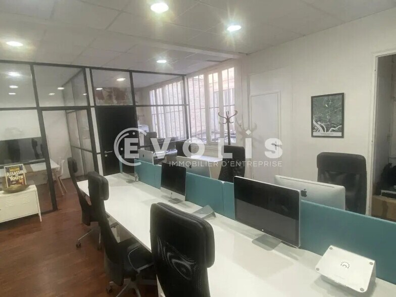 Office in Paris for lease - Interior Photo - Image 3 of 9