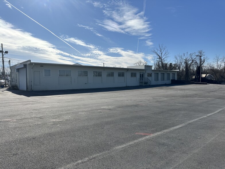 2510 Erick St, Baltimore, MD for lease - Building Photo - Image 1 of 14