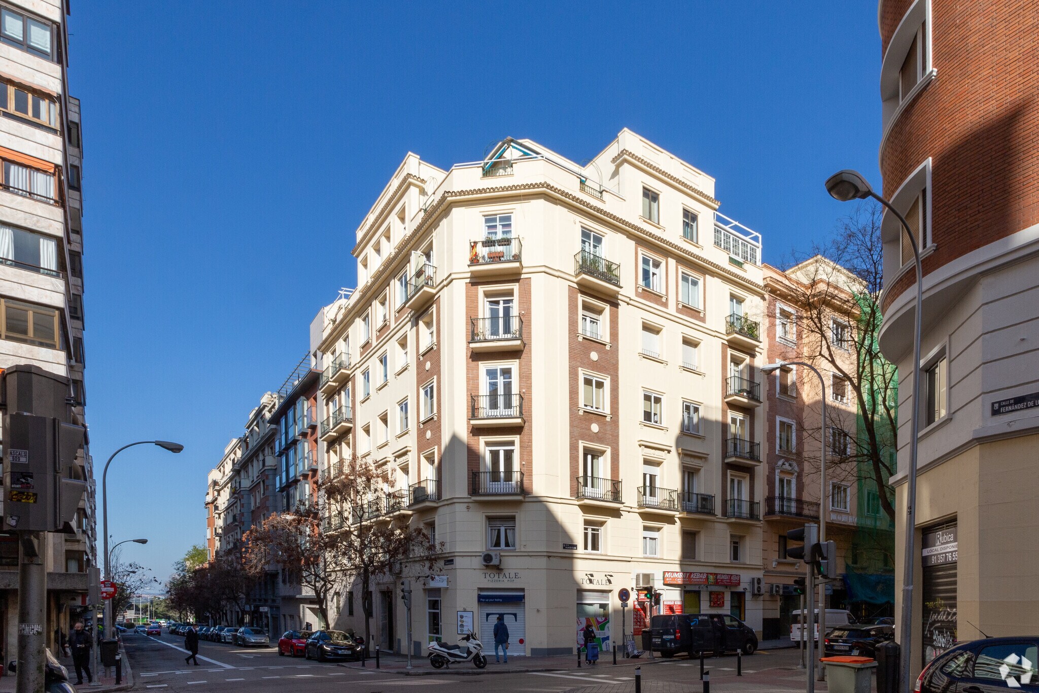 Multifamily in Madrid, Madrid for sale Building Photo- Image 1 of 2