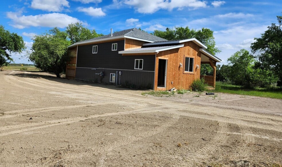 Trans-Canada Hwy, Mclean, SK for sale - Other - Image 1 of 18