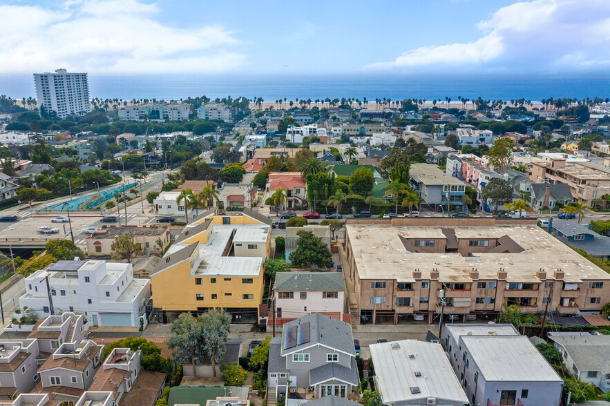 2511 4th St, Santa Monica, CA for sale - Building Photo - Image 3 of 21
