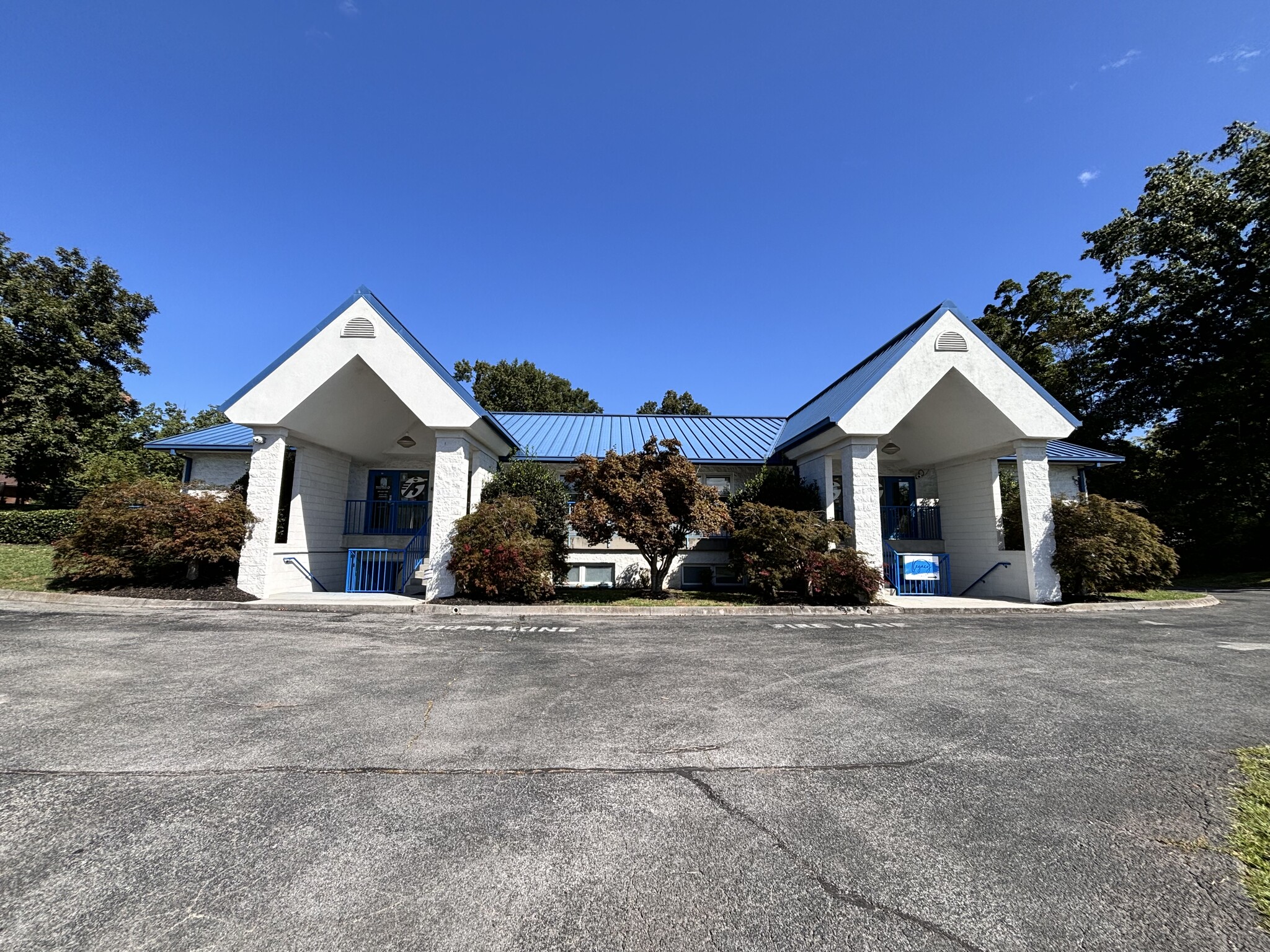 8537 Asheville Hwy, Knoxville, TN for lease Building Photo- Image 1 of 10