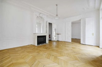 1-3 Rue De Penthièvre, Paris for lease Interior Photo- Image 2 of 4