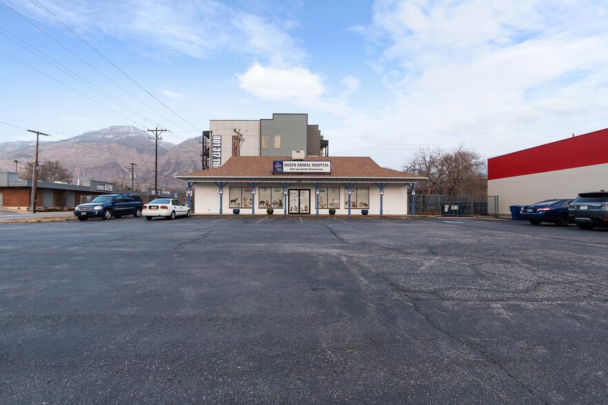 208 S Washington Blvd, Ogden, UT for sale - Building Photo - Image 3 of 39