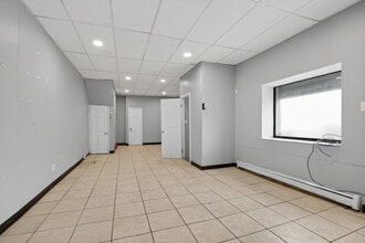 2100 S Lambert St, Philadelphia, PA for lease Interior Photo- Image 1 of 8
