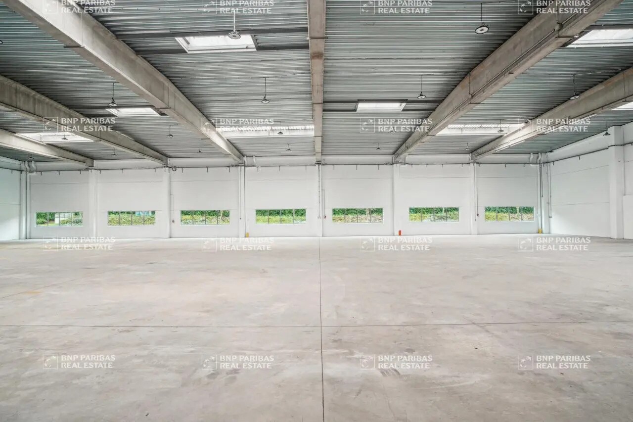 Flex in Chilly-Mazarin for lease Interior Photo- Image 1 of 15