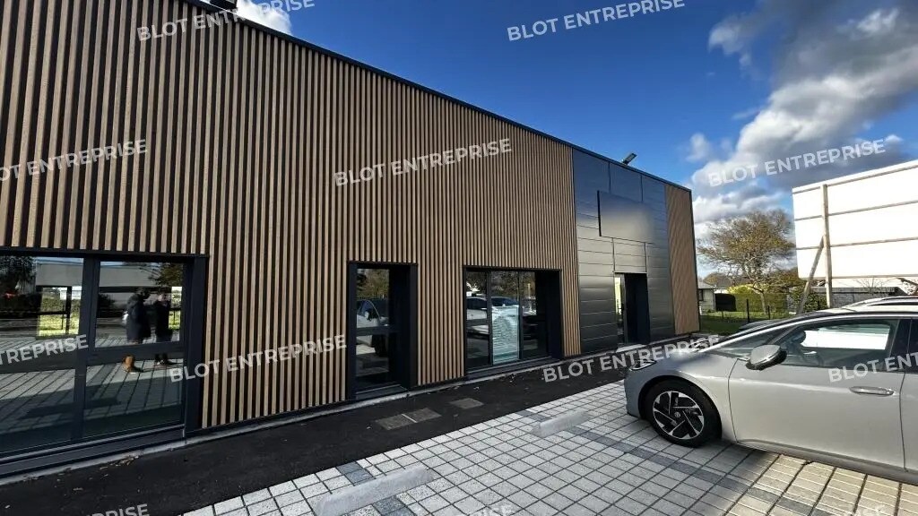 Office in La Bouëxière for sale Building Photo- Image 1 of 9