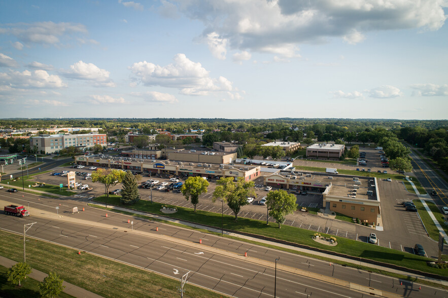 3400-3410 Federal Dr, Saint Paul, MN for lease - Building Photo - Image 3 of 3