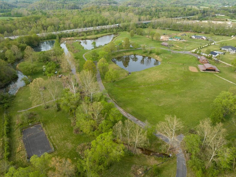 660 Fox Fire Rd, Milton, WV for sale - Aerial - Image 1 of 32