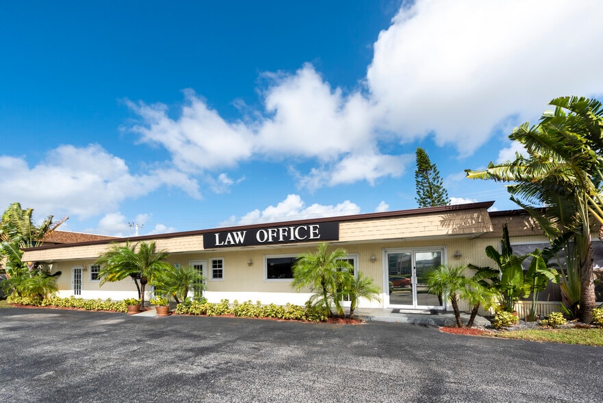 45 E Sheridan St, Dania Beach, FL for lease - Primary Photo - Image 1 of 22