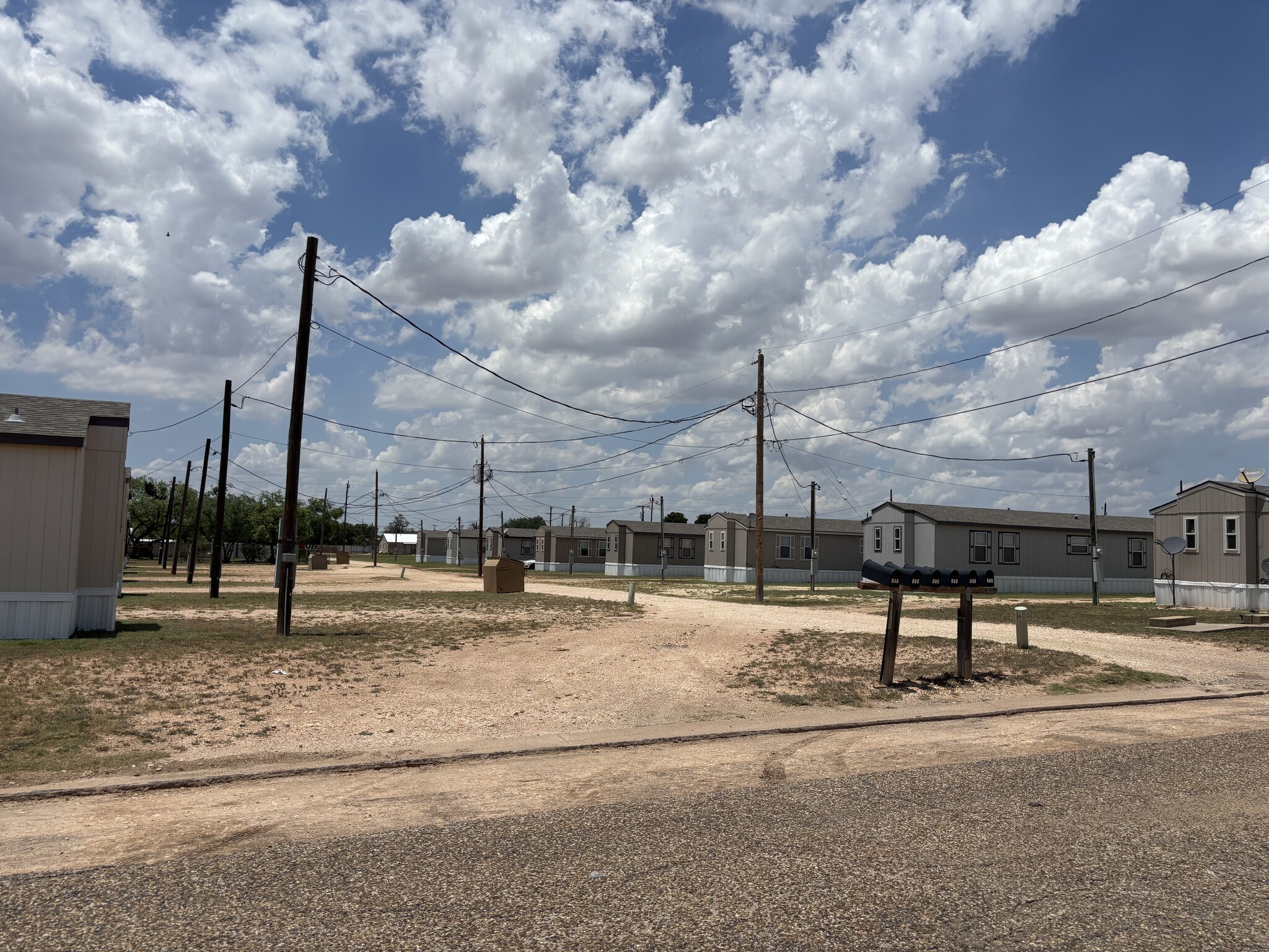 Snyder Mobile Home Park portfolio of 2 properties for sale on LoopNet.com Building Photo- Image 1 of 18