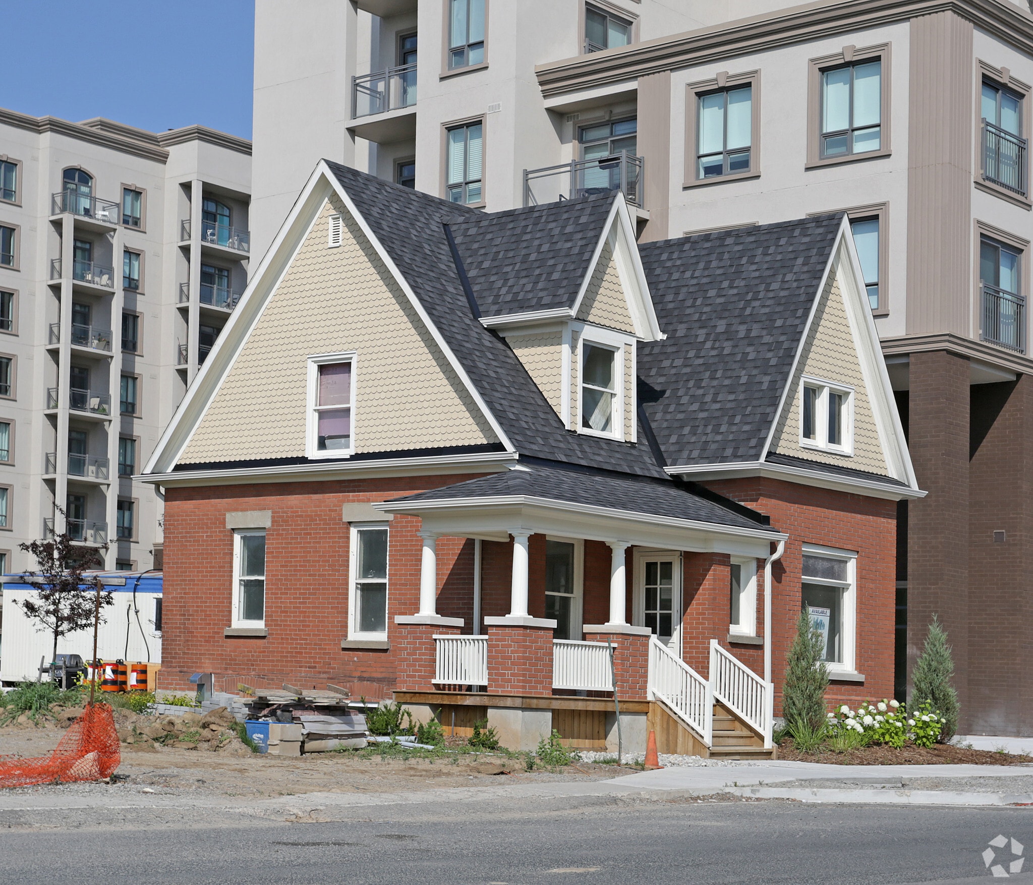 2478 Old Bronte Rd, Oakville, ON for sale Primary Photo- Image 1 of 1