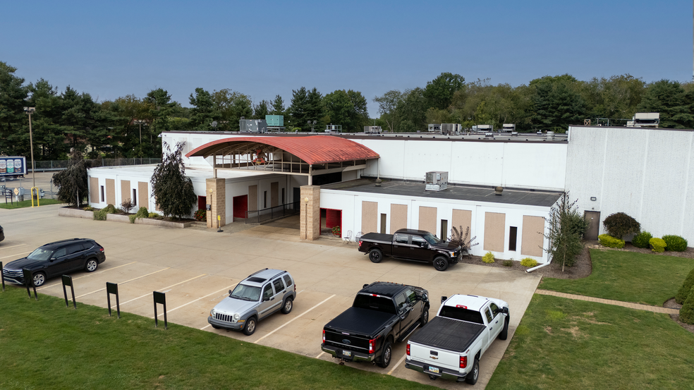 1611 Marietta Ave SE, Canton, OH for sale - Building Photo - Image 3 of 17