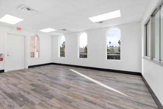 2801 W Charleston Blvd, Las Vegas, NV for lease Interior Photo- Image 2 of 24