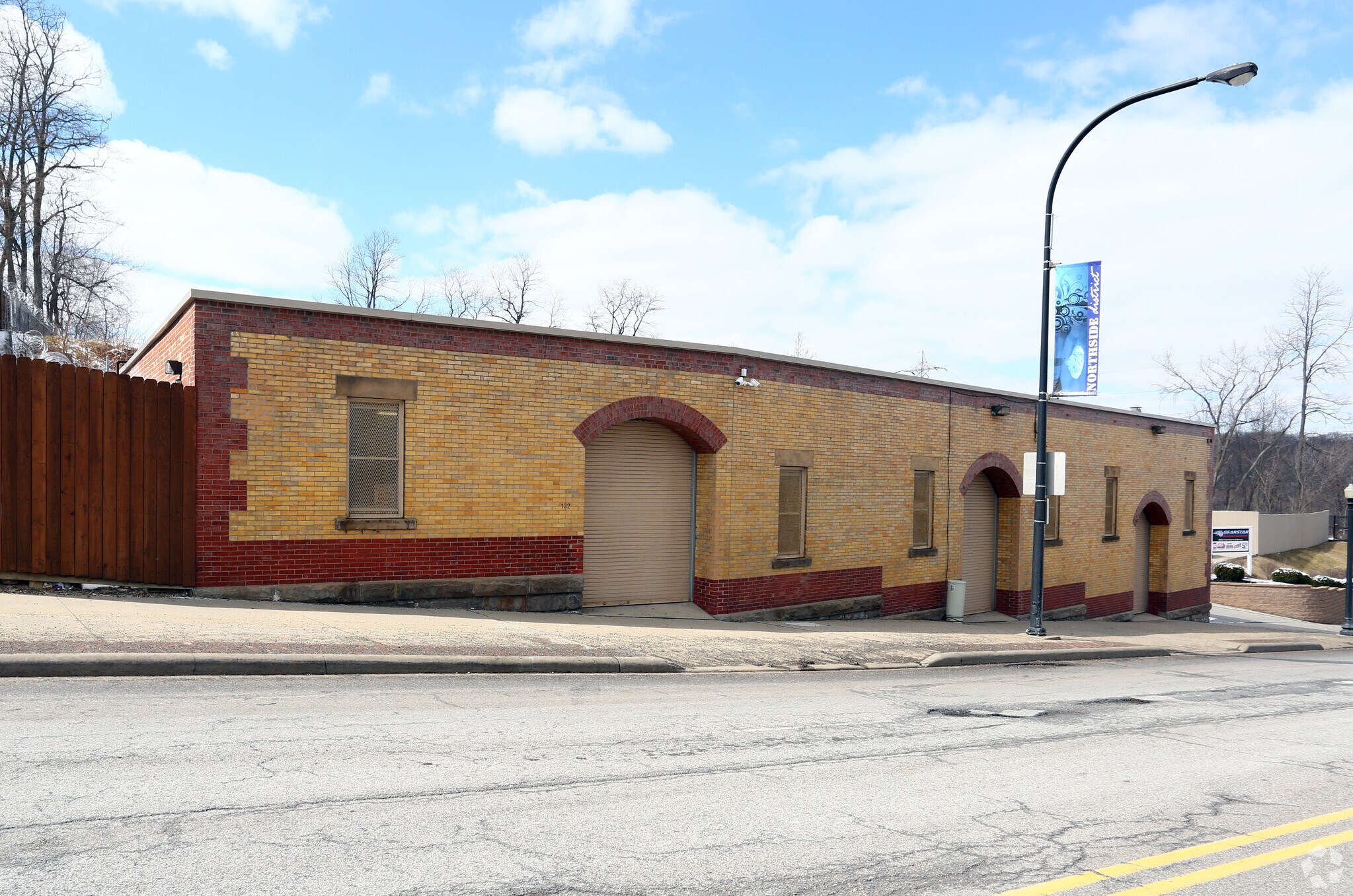 132 N Howard St, Akron, OH for sale Primary Photo- Image 1 of 1