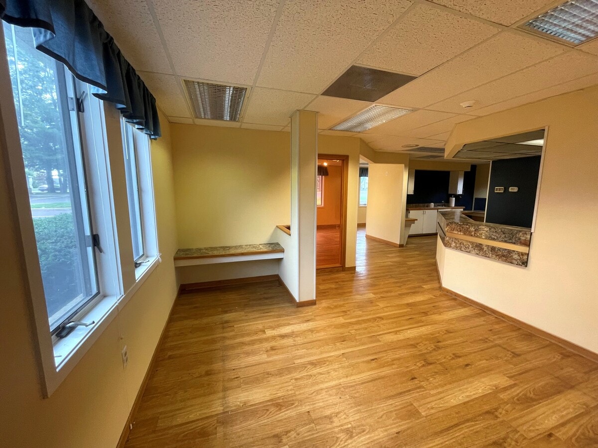 333 N Oxford Valley Rd, Fairless Hills, PA 19030 - Unit 101 -  - Interior Photo - Image 1 of 11