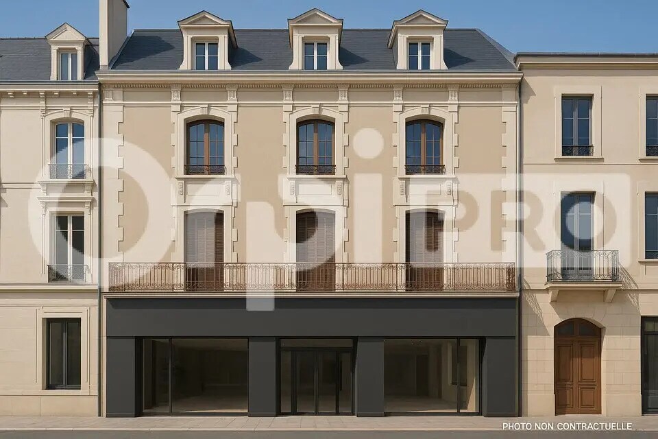 Flex in Montluçon for sale Building Photo- Image 1 of 2