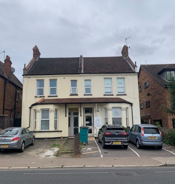 97 Pinner Rd, Harrow, HA1 4ET