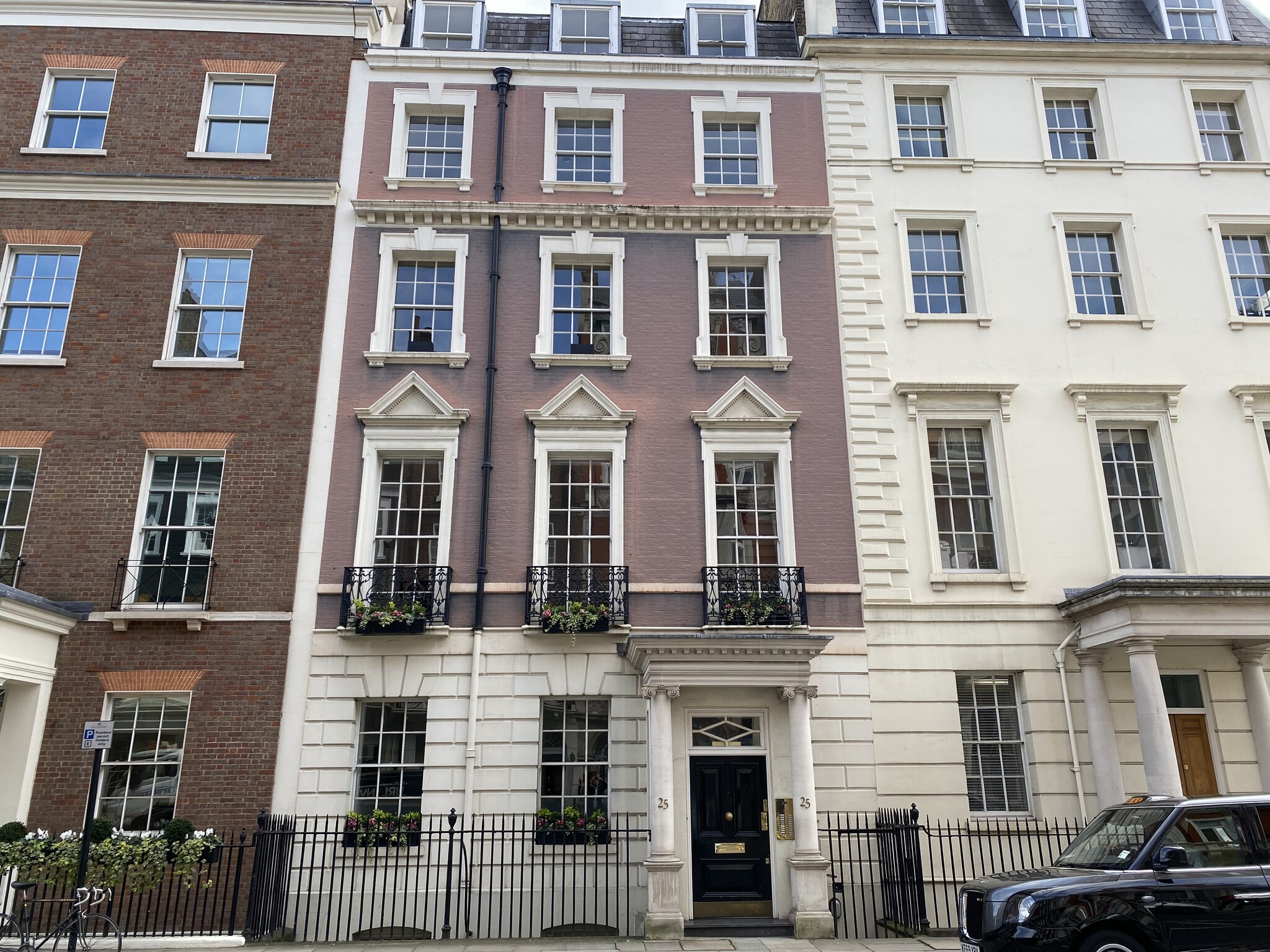 25 Hill St, London for lease Building Photo- Image 1 of 3