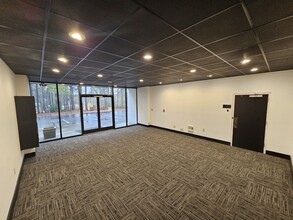 3000 Croasdaile Dr, Durham, NC for lease Interior Photo- Image 2 of 5