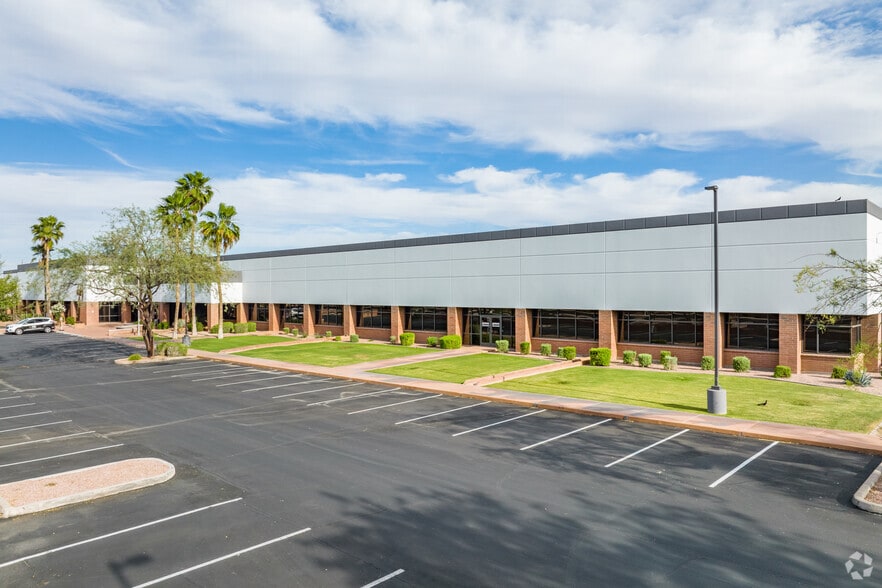 8160 S Hardy Dr, Tempe, AZ for lease - Building Photo - Image 2 of 8
