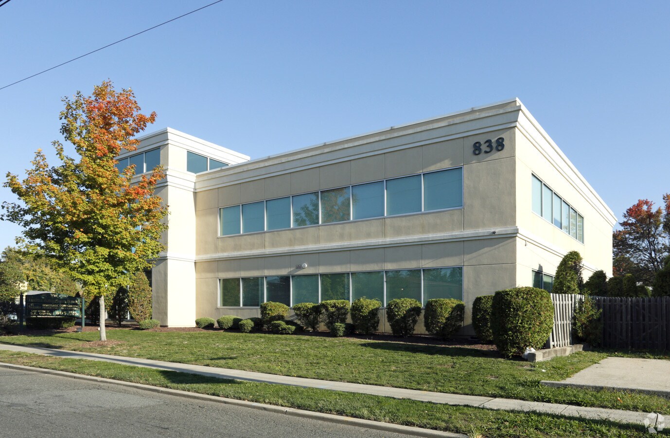 838 Green St, Iselin, NJ 08830