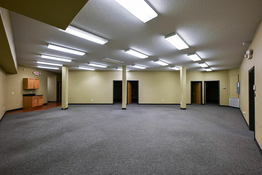 7177 S George Blvd, Sebring, FL for lease - Building Photo - Image 1 of 29