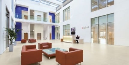 Easthampstead Rd, Bracknell for lease Lobby- Image 2 of 10