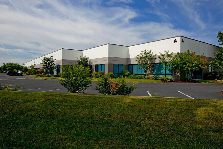 9946-9978 SW Arctic Dr, Beaverton, OR for sale - Building Photo - Image 1 of 1