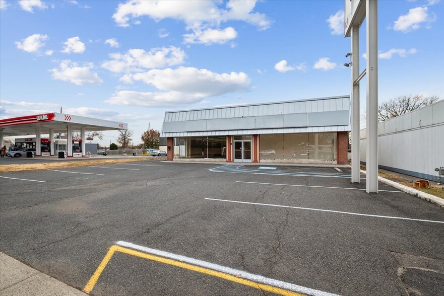 906 Us Highway 22, Somerville, NJ for lease - Building Photo - Image 2 of 18