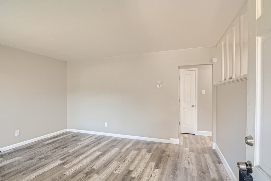 305 May Dr, Colorado Springs, CO 80905 May Drive Apartments