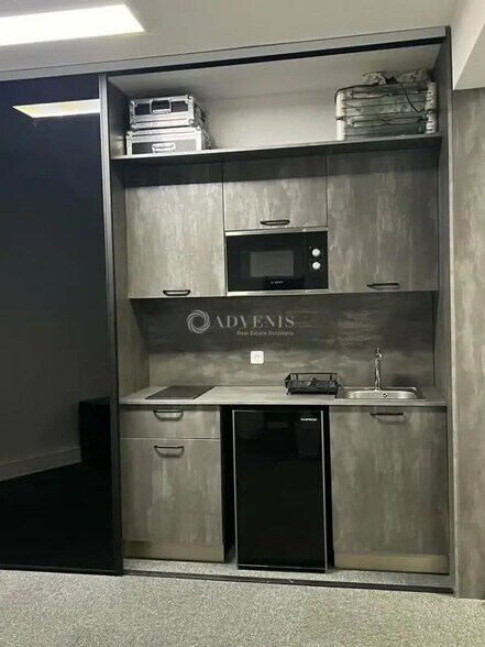 Office in Bois-d'Arcy for sale - Interior Photo - Image 3 of 3