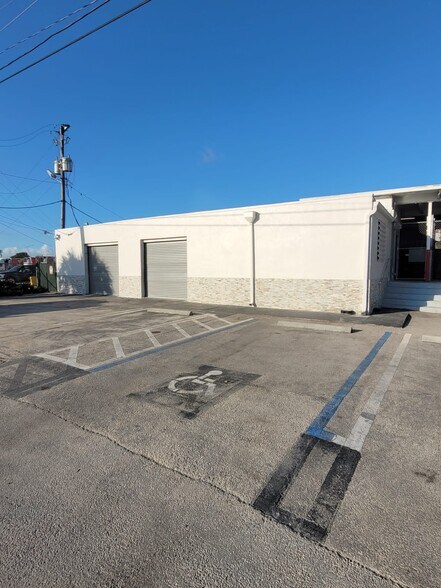 1202 Hammondville Rd, Pompano Beach, FL for sale - Building Photo - Image 1 of 1