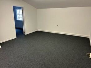 99 Taunton Rd, Medford, NJ for lease Interior Photo- Image 2 of 2