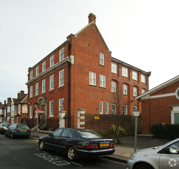 12 Compton Rd, London for lease - Building Photo - Image 3 of 3