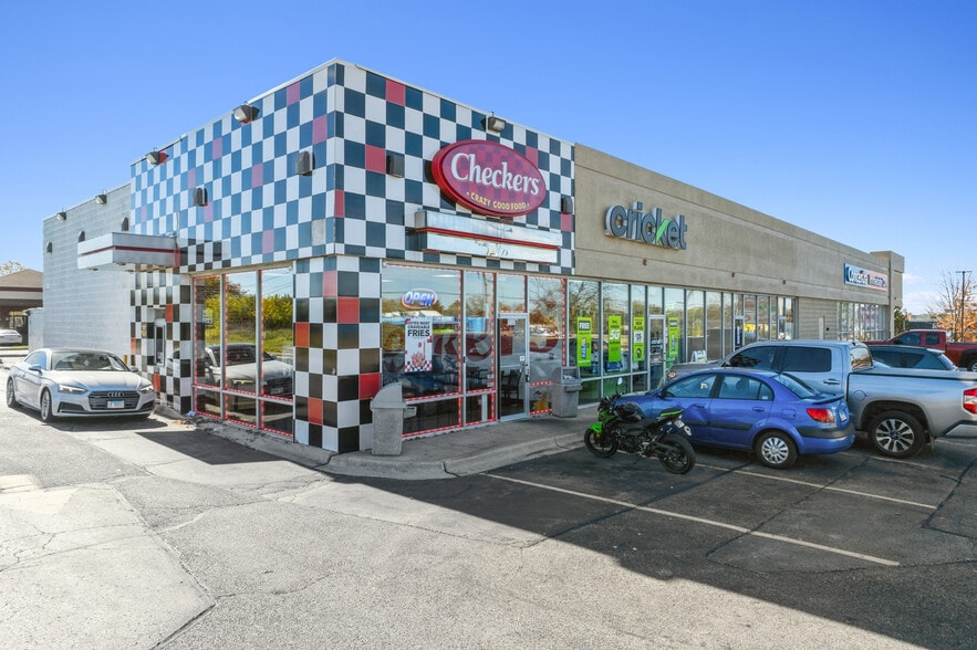 3035-3043 Belvidere Rd, Waukegan, IL for sale - Building Photo - Image 2 of 4