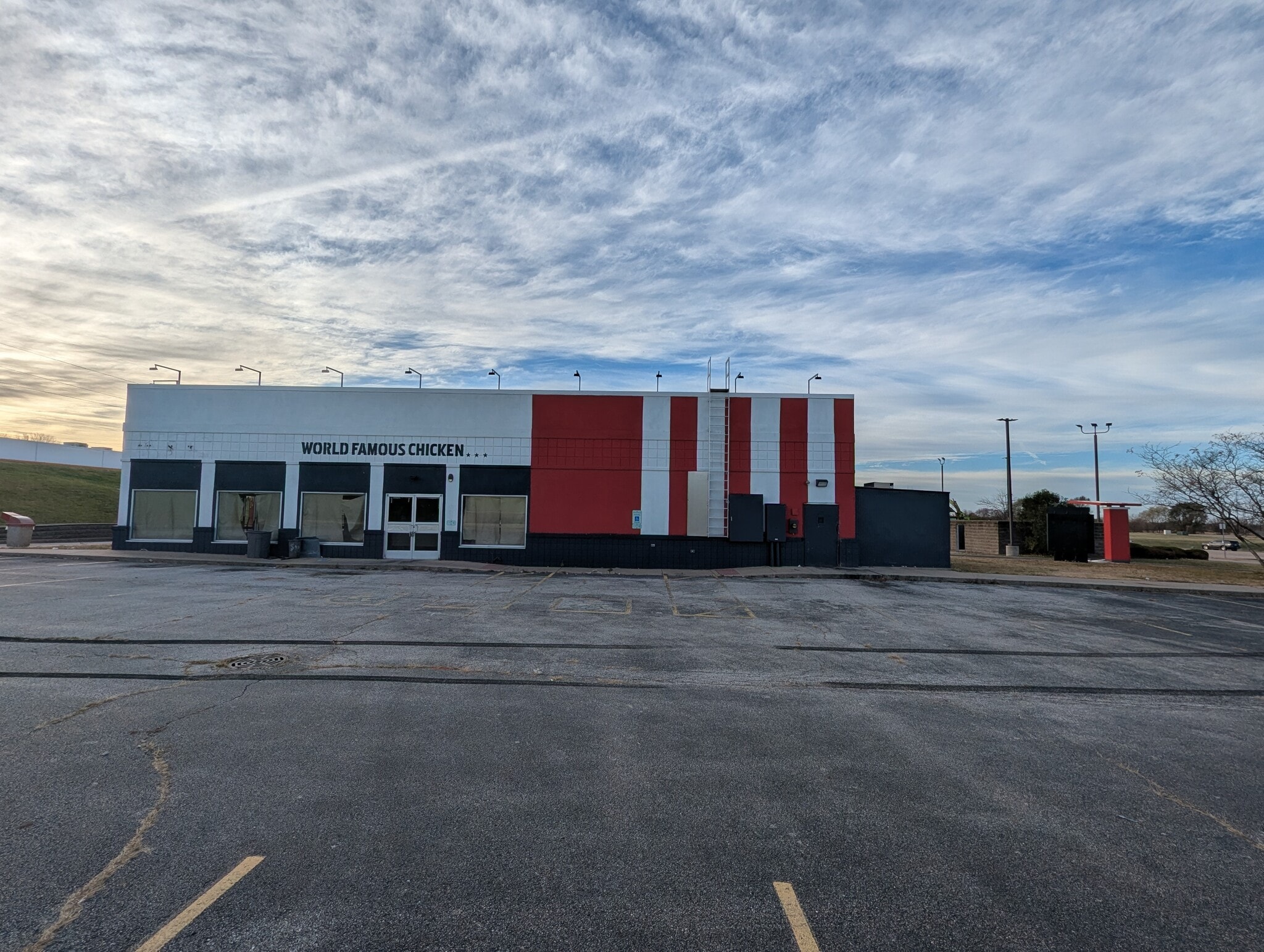 8905 N Allen Rd, Peoria, IL for sale Building Photo- Image 1 of 12