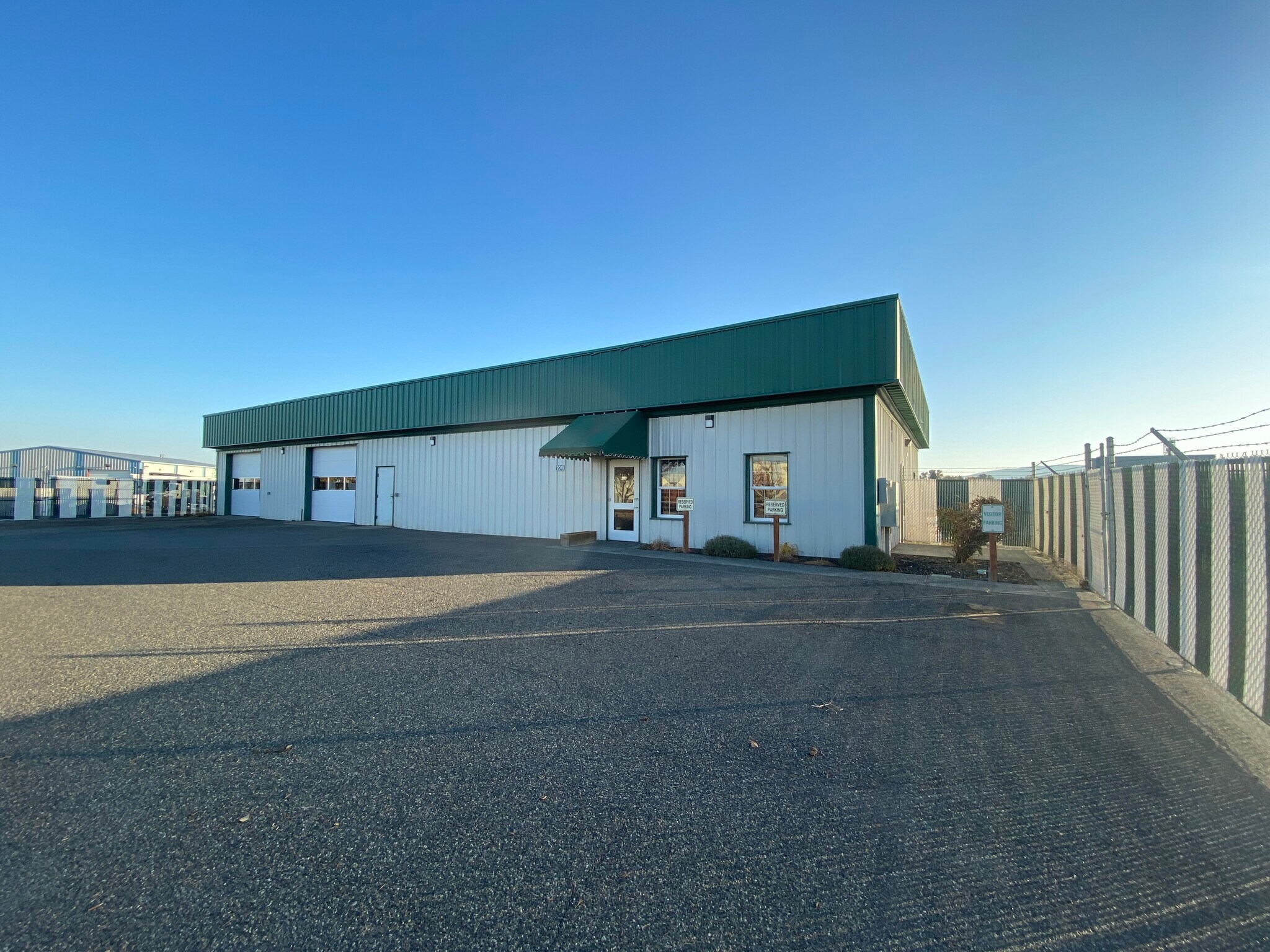 2019 Butler Loop, Richland, WA for sale Primary Photo- Image 1 of 1