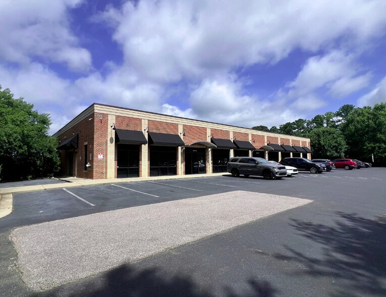 1101 Nowell Rd, Raleigh, NC for lease - Building Photo - Image 1 of 8