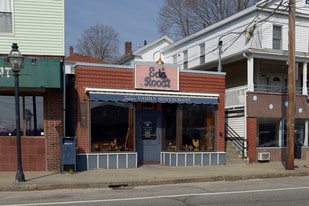 357 Main St, East Greenwich RI - Turn Key Restaurant