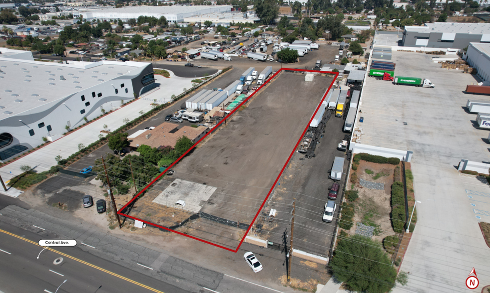 536 Central Ave, San Bernardino, CA for lease - Building Photo - Image 1 of 4