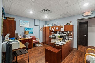 10625 W North Ave, Milwaukee, WI for lease Interior Photo- Image 2 of 13