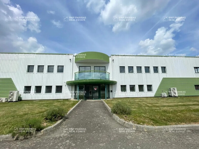 Flex in Bruz for lease - Building Photo - Image 3 of 9