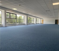 Swallowdale Ln, Hemel Hempstead for lease Interior Photo- Image 1 of 1