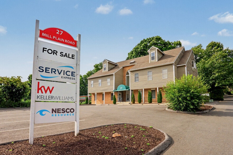 27 Mill Plain Rd, Danbury, CT for sale - Building Photo - Image 2 of 2