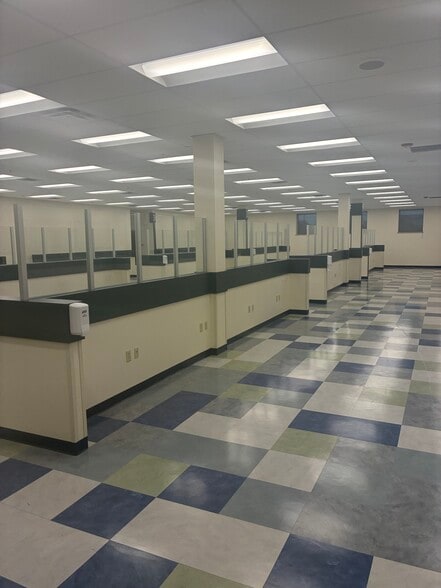 13089 S Ashland Ave, Calumet Park, IL for lease - Building Photo - Image 2 of 5