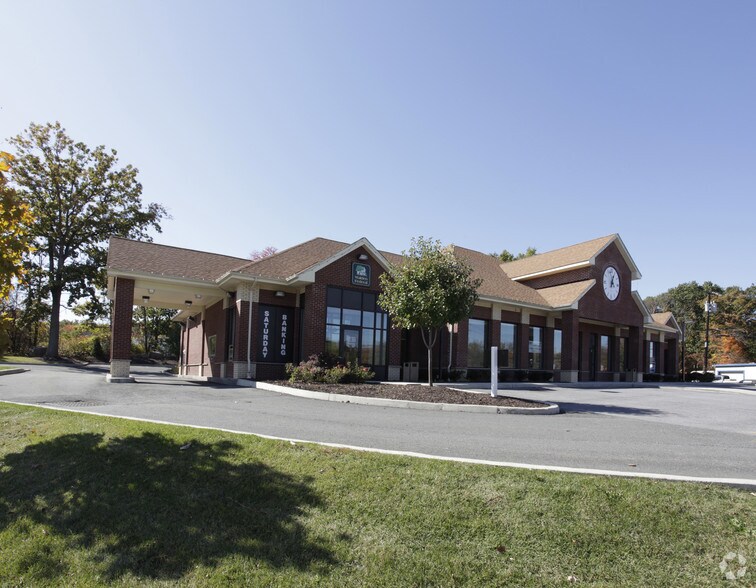 211 S Plank Rd, Newburgh, NY for sale - Primary Photo - Image 1 of 1